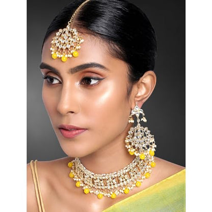 Aheli Elegant Indian Faux Kundan Studded Choker Necklace with Maang Tikka Set Ethnic Wedding Wear Bharatanatyam jewellery set Gift for Women - color: Yellow