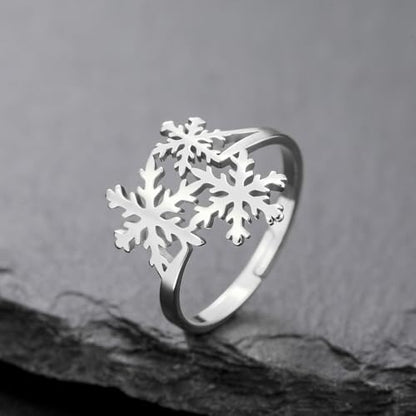 OIDIMS Xmas Snowflake Ring for Women Elegant Winter Flower Adjustable Open Band Rings Hypoallergenic Stainless Steel Christmas Holiday Wedding Engagement Prom Jewelry for Her Stocking Stuffer - color: Silver