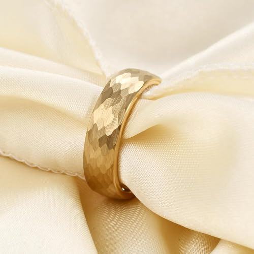 VQYSKO Hammered Tungsten Carbide Wedding Band Ring for Men Women - color: Gold 6mm