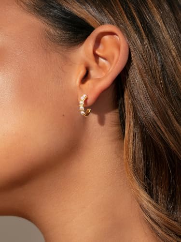 Robaice Chunky Huggie Earring for Women，14K Gold Plated Hoop Earrings | Gold Huggie 925 Sterling Silver Post Earrings, Statement Trendy Hoop Earring，Fashion Lightweight Jewelry Gifts for Women - color: Gold-B