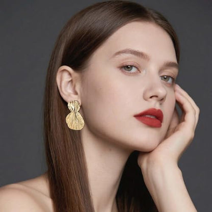Large Geometric Drop Dangle Earrings for Women Pearl Teardrop Disc Rectangle Oval Fishtail Shell Shaped Textured Dangle Studs Earrings for Women - color: Gold-Shell B