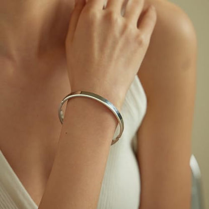 Gold Bracelets for Women, 18K Gold Plated Cubic Zirconia Bangle Bracelets Stainless Steel Eternity Crystal Oval Bracelet Cuff Bracelets for Women Jewelry - color: Bangle-White Gold