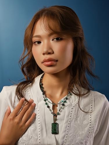 MINACHI Boho Layered Necklace with Green Aventurine-Toned Pendant, Handmade Beaded Chain Jewelry, Vintage Hippie Necklace for Women