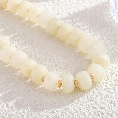 Chunky Beaded Necklace for Women Trendy Multicolor Resin Beads Choker Necklaces Boho Summer Statement Necklace Chunky Heart Jewelry - color: Bead necklace-white