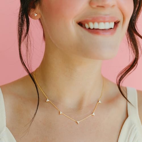 Dainty Silver Gold Necklaces for Women Cute Station Choker Simulated Diamond Necklace Simple Layering CZ Necklace Trendy Jewelry Gifts - color: Gold, style: 5pcs Flower-Shaped CZ