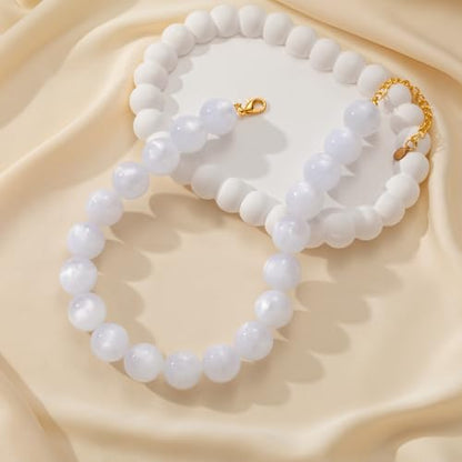 Beaded Necklace for Women Boho Chunky Large Round Beaded Statement Choker Trendy Adjustable Resin Necklaces Summer Beach Jewelry Gifts - color: Milky White