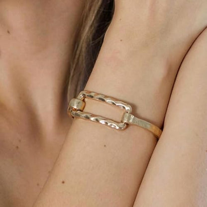 Chunky Gold Statement Bracelet for Women Large Thick Non Tarnish Hammered Cuff Bracelet Trendy Luxury Geometric Rectangle Bangle Jewelry Gift