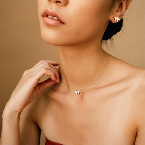 Luxval Diamond Pendant Gold Necklace for Women，Dainty 18k Gold Plated Choker Necklaces Simple Gold Jewelry Gifts for Women - color: Gold-Flower