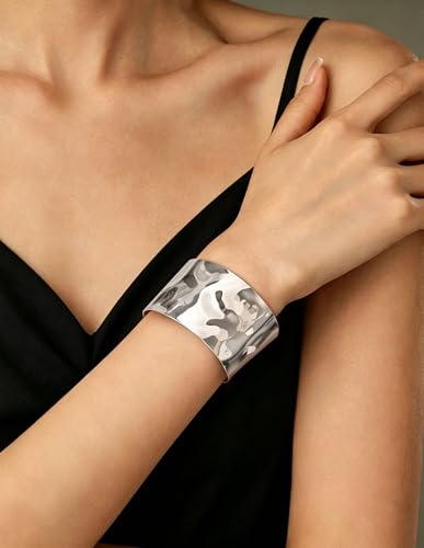 2Pcs Cuff Bangle Bracelet for Women Open Wide Bangle Bracelet Set | minimalist statement bangle bracelets，wrist cuff wrap bracelet adjustable，open wide wire grooved hammered bracelet set - color: 2PCS-Sliver-E