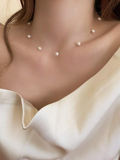 Faux Pearl Strand Choker Necklace Invisible Line Tiny Pearl Choker Chain String Necklace Clavicle Chain Vintage Baroque Style Bridal Beaded Necklace Jewelry Accessories Party Gift for Women Friends