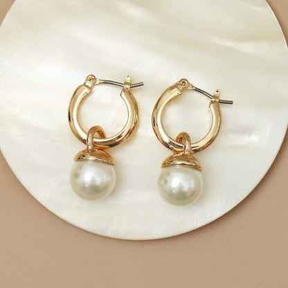 Small Chunky Gold Hoop Earrings For Women, 14k Gold Thick statement huggie hoop earrings Trendy Hoop Earrings Set Hypoallergenic Fashion Earrings - color: Pearl drop