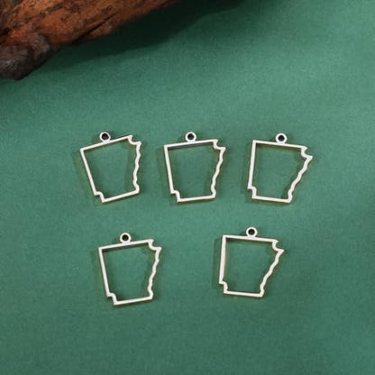 kkjoy 5Pcs Hollow Continents Maps of USA Pendant Charms for Jewelry Making and Crafting, Stainless Steel Mini Charm Craft Supplies Accessories for DIY Bracelet Necklace Earrings - color: Hollow Arkansas Map - Silver