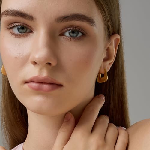 FRUMOS 18K Gold Plated Chunky Hoop Earrings for Women Fashion Thick Gold Hoops Set Jewelry for Birthday Christmas Gifts - color: Bezel Earrings