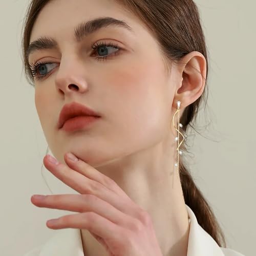 Gold/Silver Clip on Earrings Non Pierced for Women - 14K Gold Plated Long Tasse Drop Dangle Clip Earrings - Cubic Zirconia Leaf Earrings for Women Gold Wedding Jewelry Gifts - color: Gold