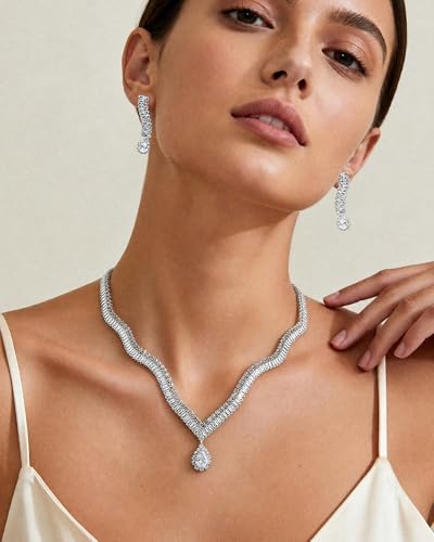 Cubic Zirconia Jewelry Set for Women Silver V Shaped Necklace and Teardrop Earrings Sparkling Rhinestone Jewelry Set Gift for Girlfriend