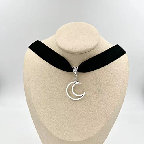 Gothic Black Velvet Goth Choker Necklace for Women,Cameo Black Choker Crow Skull Pendant Necklace Vintage Collar Skull Necklace Gothic Jewelry - style: Moon