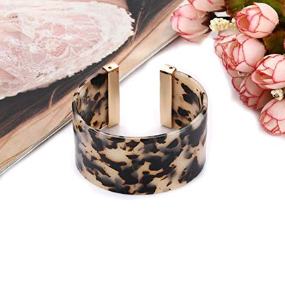 FAERLIIRY Cuff Bracelet for Women Acrylic Resin Bracelets Statement Bangle Bracelet Adjustable Bracelet Wide Chunky Bracelets for Women - color: Leopard