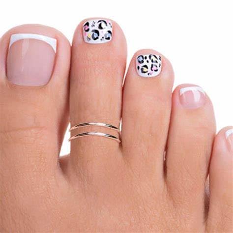 Briana Williams Toe Rings for Women Gold Silver Toe Ring Non Tarnish Ankle Bracelets for Women Waterproof Anklet & Toe Ring Set Trendy Summer Beach Foot Jewelry - color: C1 -4pcs toe rings + anklets, silver