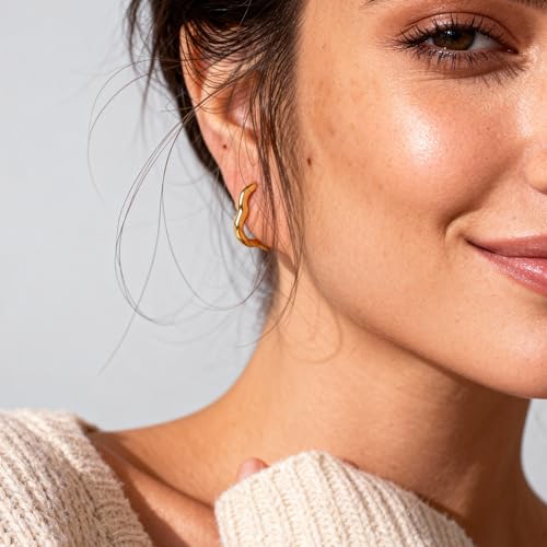 Shiny Gold Butterfly Earrings for Women | 14K Real Gold Plated Butterfly Earrings for Women, Dainty & Trendy Butterfly Stud Earrings for Fashion Jewelry Gifts - color: AZ41