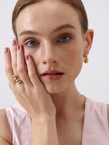 FRUMOS 18K Gold Plated Chunky Hoop Earrings for Women Fashion Thick Gold Hoops Set Jewelry for Birthday Christmas Gifts - color: Croissant Hoops