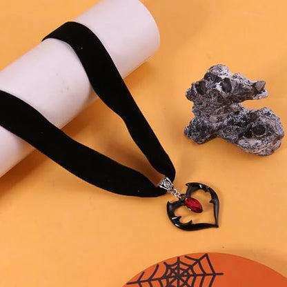 Gothic Black Velvet Goth Choker Necklace for Women,Cameo Black Choker Crow Skull Pendant Necklace Vintage Collar Skull Necklace Gothic Jewelry - style: Heart black red