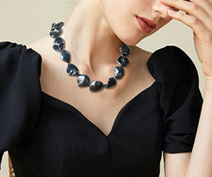 Pearl Choker Necklace for Women Boho Beaded Statement Necklace with Black White Large Freshwater Pearls Silver Fashion Jewelry Gift - color: Bright black
