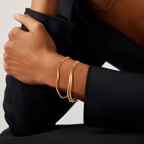 Awinesn 18K Gold Plated Bangles for Women Stainless Steel Glossy Stackable Thin Round Bracelets Solid Plain Polished Bangles Bracelets Set of 3 Jewelry for Women - size: 8.5 inches, style: wave-3-G