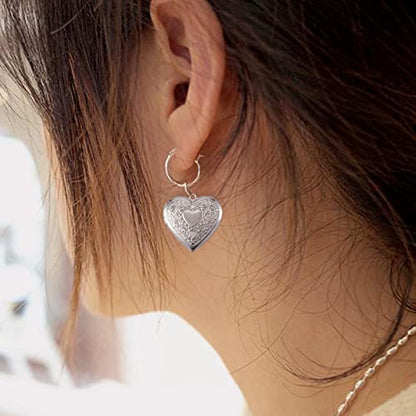 10Pcs 316 Stainless Steel Photo Locket Pendants Heart Carved Pattern Photo Frame Charms Silver Locket Charms for Necklaces DIY Memorial Necklace Making - color: Heart Carved Pattern