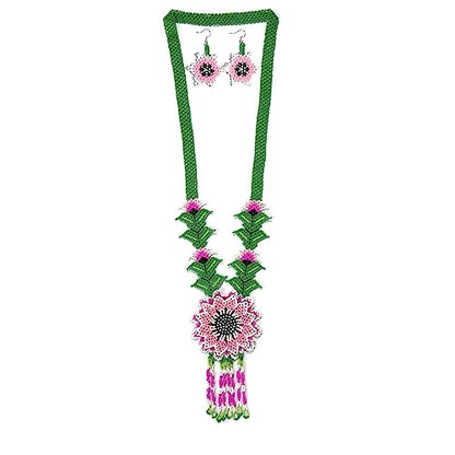 Handmade beaded Native native american style huichol glass seed bead Necklace Collar de cuentas nativas al estilo mexicano de los artesanos regalos para mujeres - color: Pink & White
