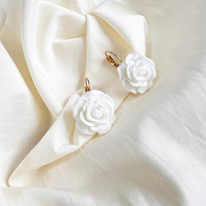 Handmade Bohemian Aesthetic Dainty Acrylic Flower Petal Leverback Earrings Sparkly 14K Gold Floral Dangle Drop Earrings for Women - color: Pure White