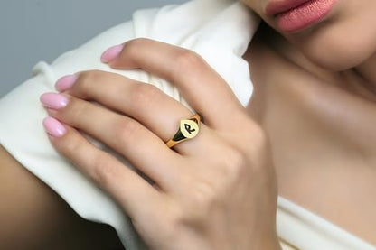 Engraved Letter Signet Ring - Teardrop Initial Jewelry - Personalized Gift