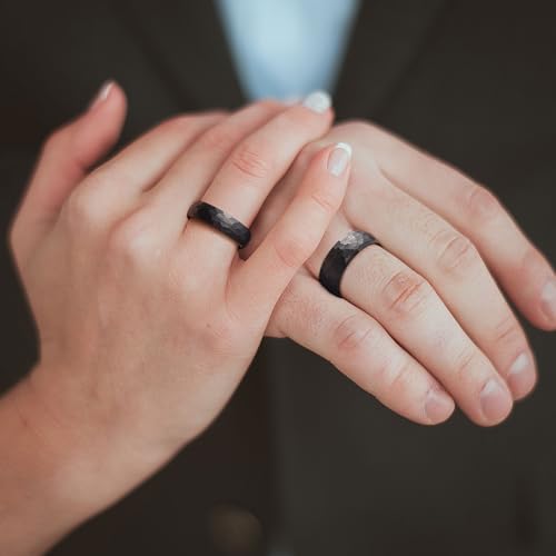 King Will Men's Tungsten Carbide Wedding Ring Hammered Groove Wedding Band Mens Two Tone Engagement Ring for Men and Women Matte Brushed Finish Comfort Fit - color: 6mm black