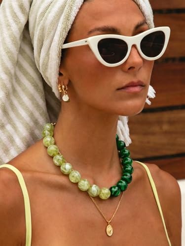 Chunky Beaded Necklaces for Women Statement Necklace | Bold Chunky Choker, Large Resin Beads, Adjustable Necklace, Boho Trendy Summer Beach Holiday Jewelry - color: Green-01