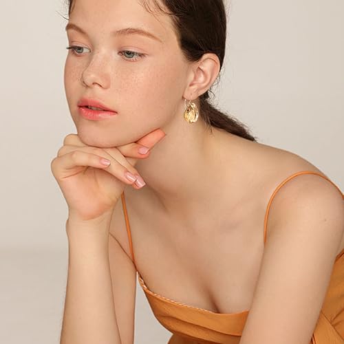 14K Gold Teardrop Crystal Leverback Earrings Sparkly Rhinestone Water Droplet Dangle Drop Earrings For Women - color: Champagne