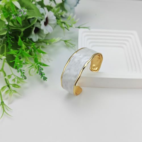 YBMYCM Chunky Shell Cuff Bracelet for Women, Hammered Boho Open Bangle | Adjustable Irregular Wide Bracelets Jewelry Gifts for Women, Perfect for Daily Wear - color: C-White