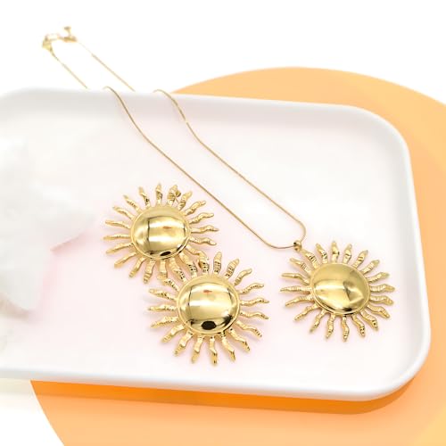 JNF Cute Shell Conch Boho Charm Necklace for Women Sun Moon Star Coin Heart Flower Boot Bow Charms Necklaces Summer Beach Jewelry - color: sun necklace earrings set