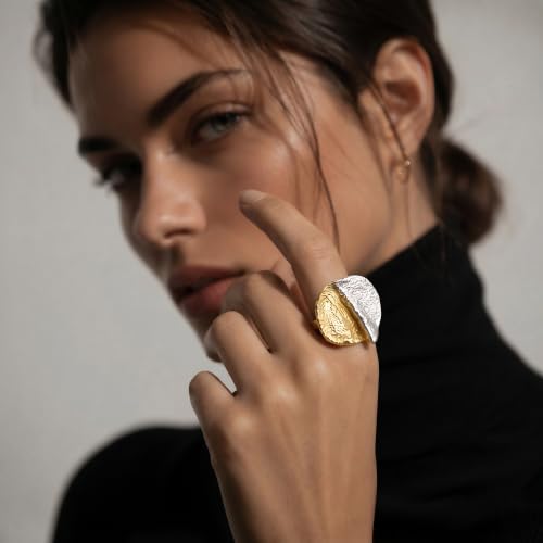Gold and Silver Statement Ring for Women, Chunky Hammered Mixed Metal Ring, Two Tone Irregular Oval Fashion Ring, Minimalist Bold Jewelry Gift