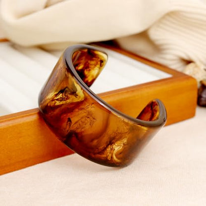 Chunky Resin Wide Bangle Bracelets for Women, Trendy Statement Minimalist Acrylic Bracelet Prom Holiday Jewelry Gift - color: Cuff Brown