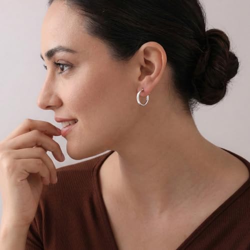 Charmsy 925 Sterling Silver Hoop Earrings | Lightweight Italian 2.5mm Tube Diamond-Cut Round Classic Hoops Earring for Women | Size 15/20/25/30/35/40/50/60/70mm | Small Medium Large - color: Diamond-Cut, size: 20 MM