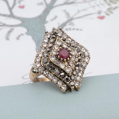Vintage Full-Pavé Natural Stone Statement Ring for women, Bohemian sliver plated Cocktail Band with Red Resin Center, Boho Gemstone Ring with Black/White Crystal Cluster,Retro Accessory Jewelry