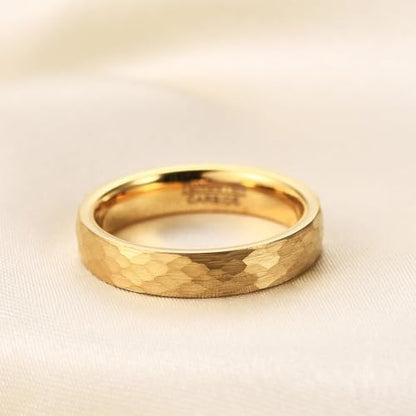 VQYSKO Hammered Tungsten Carbide Wedding Band Ring for Men Women - color: Gold 4mm
