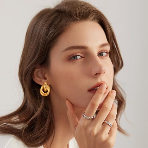 Gold Geometric Clip On Earrings for Women Chunky Gold Knot Link Clip Earrings Trendy Jewelry - color: Gold-C