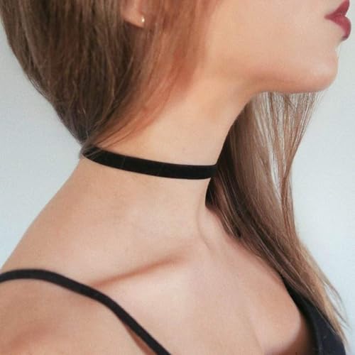 Qceasiy Gothic Black Necklace for Women, Adjustable Victorian Velvet Lace Collar, Halloween Party Cosplay Jewelry Gift - style: Single Layer