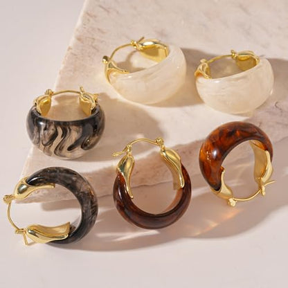 Chunky Brown Resin Hoop Earrings for Women Small Gold Huggie Square Design Trendy Minimalist Jewelry Trendy Wear Gift - color: A2:White Hoop Earrings