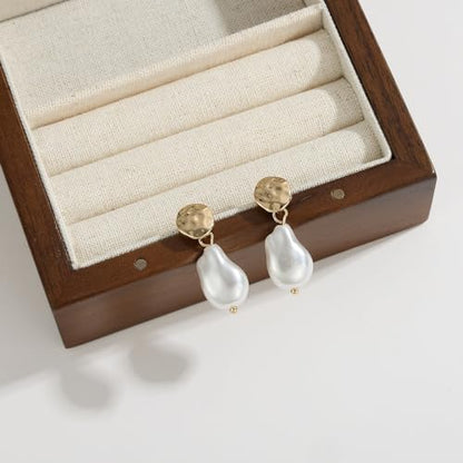 Statement Pearl Dangle Earrings,Gold and Large Pearl,Luxury Chandelier Organic Style Earrings - color: N gold and white