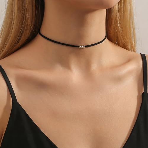 Qceasiy Gothic Black Necklace for Women, Adjustable Victorian Velvet Lace Collar, Halloween Party Cosplay Jewelry Gift - style: 3 Beads