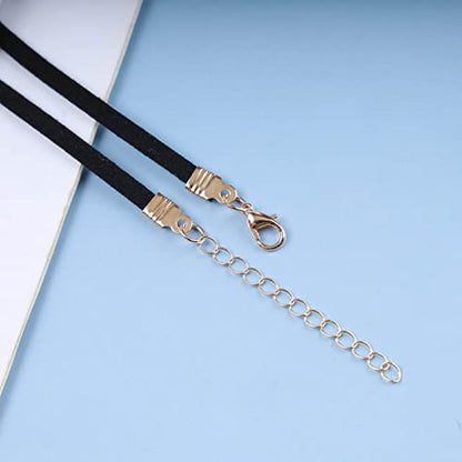 Andelaisi Boho Heart Velvet Choker Necklace Black Velvet Suede Necklace Choker Gold Love Heart Pendant Necklace Gothic Black Velvet Ribbon Necklace Chain Jewelry for Women