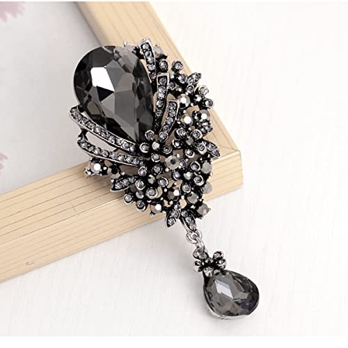 seven wolves Women Crystal Bouquet Brooch Pin All-Match Accessories Rhinestone Brooches and Pins - color: Black B