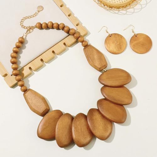 Coiris Chunky Wooden Necklace and Earring Set for Women Boho Statement Jewelry Ethnic Accessories - color: Wood