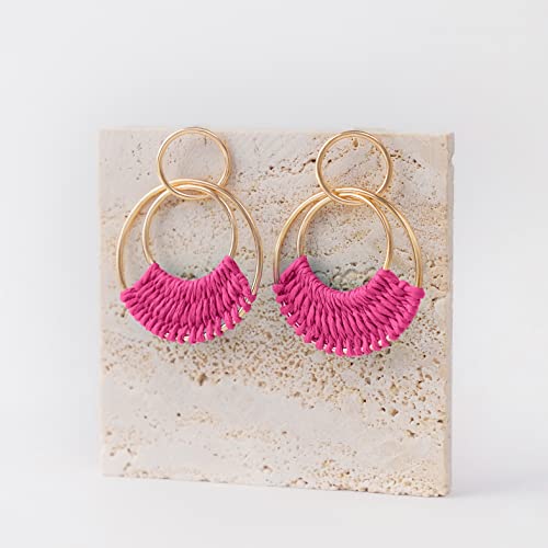 Raffia Hoop Earrings for Women Fun Boho Summer Beach Earrings Lightweight Handmade Straw Wicker Rattan Dangle Earrings Statement Geometric Round Drop Earrings - color: Hot Pink - Round